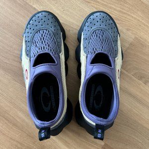 BRAIN DEAD X OAKLEY FACTORY TEAM FLESH SANDAL - SAND/GRAPE